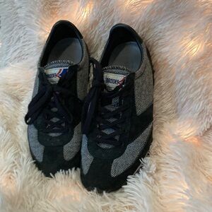 Herringbone pattern brooks vintage-look sneaker